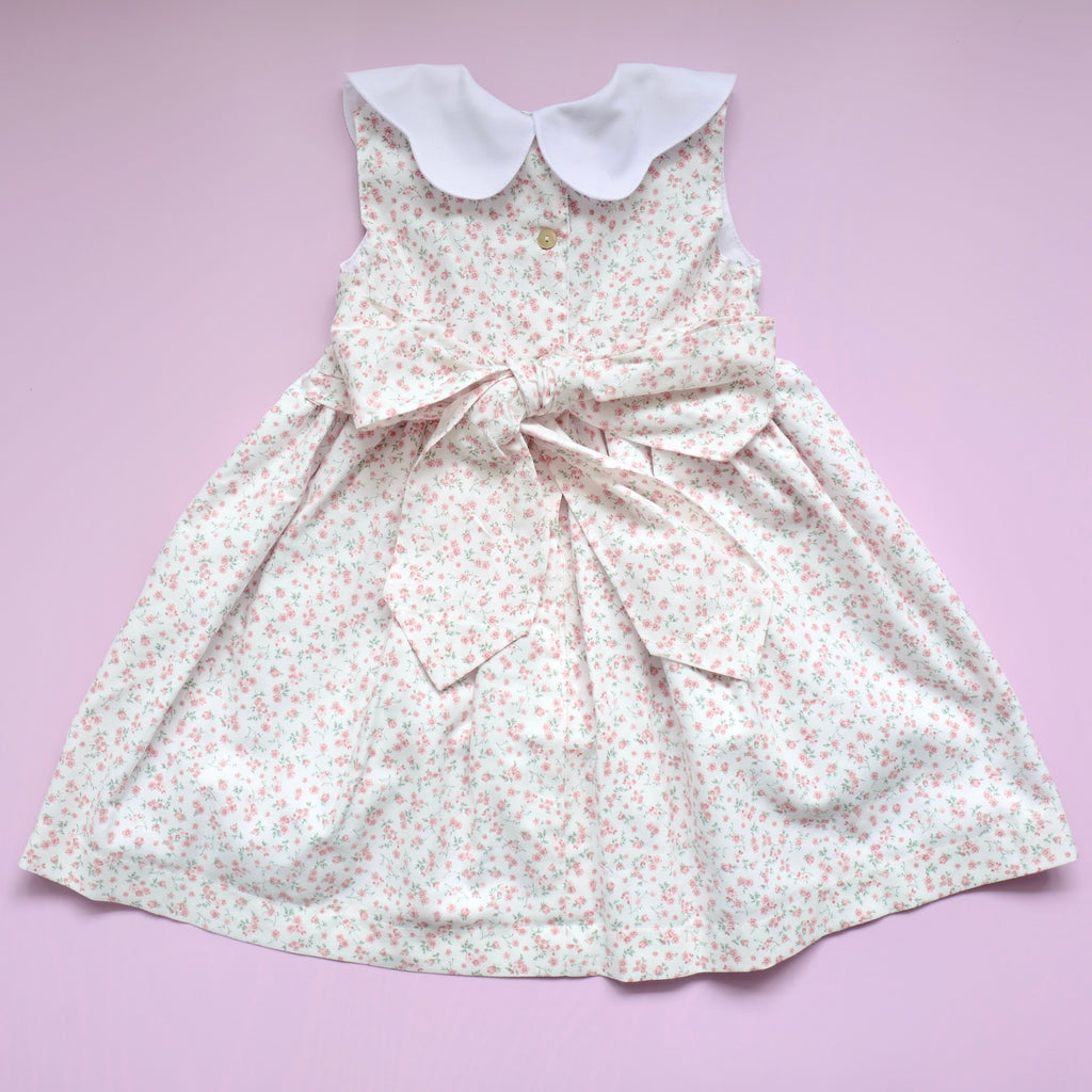 Exclusive Scalloped Collar Ditsy Pink Flower Dress
